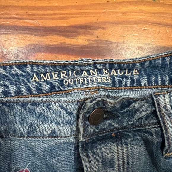 American Eagle Outfitters Floral Embroidered Denim Skirt - Picture 5 of 8